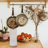 Excellent Houseware Keukenrolhouder - bamboe hout - D14 x H32 cm