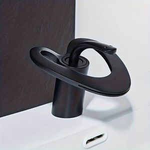 Wastafelkraan - hartvormig - luxe - design - mat zwart - keukenkraan - fonteinkraan - sanitair - toilet - brede straal