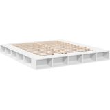 vidaXL - Bedframe - massief - hout - wit - 200x200 - cm