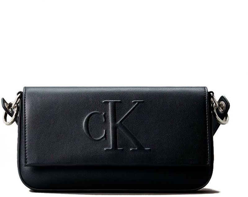 Calvin Klein Jeans Damentaschen, Toilettenartikel und Koffer Schultertasche mit geformter Klappe