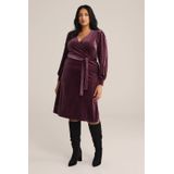 WE Fashion - Dames Midi Velvet Jurk - Aubergine - Regular Fit - Plus Size Maat 44