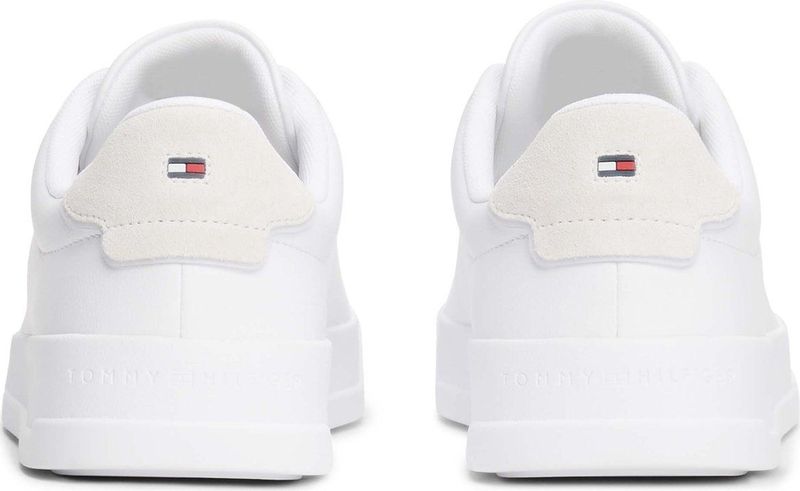 Tommy Hilfiger - TH Court LTH Detail ESS - Sneakers - Wit/Fris Blauw - Leer