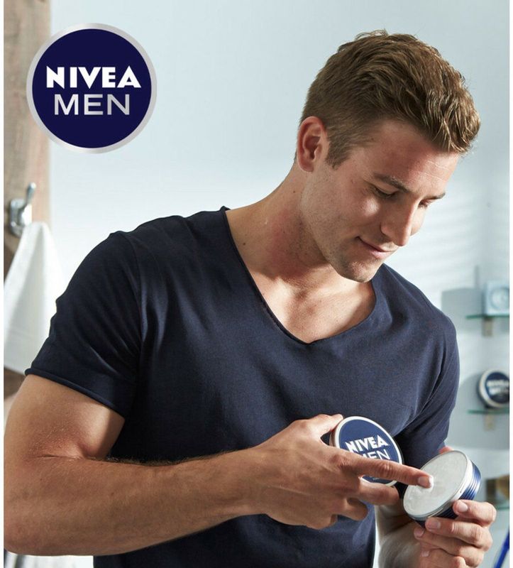 NIVEA Men - Sensitive - Scheerschuim - 3 x 250 ml - Voordeelverpakking