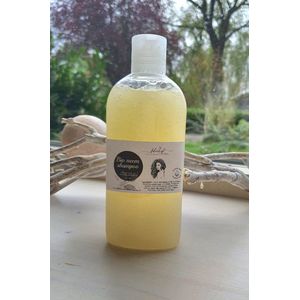 Neem olie Biologische sulfaatvrije shampoo voor vet haar - gevoelige hoofdhuid - brandnetel extract 250ml