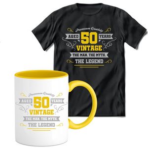 50 Jaar Legend T-shirt met mok giftset Geel | Verjaardag cadeau pakket set | Grappig Abraham en Sarah feest shirt Heren – Dames – Unisex kleding | Koffie en thee mok | Maat S