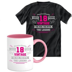 18 Jaar Legend T-shirt met mok giftset Roze | Verjaardag cadeau pakket set | Grappig feest shirt Heren – Dames – Unisex kleding | Koffie en thee mok | Maat 3XL