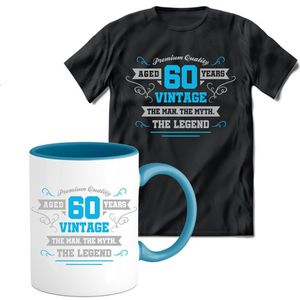 60 Jaar Legend T-shirt met mok giftset  Blauw| Verjaardag cadeau pakket set | Grappig feest shirt Heren – Dames – Unisex kleding | Koffie en thee mok | Maat XL