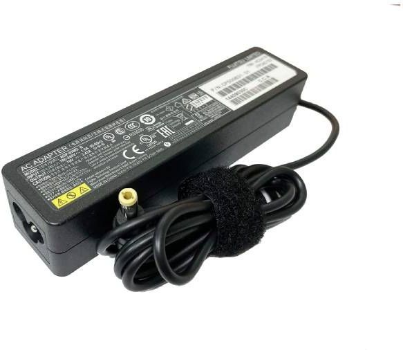 Fujitsu 65W - 2.5 Adapter