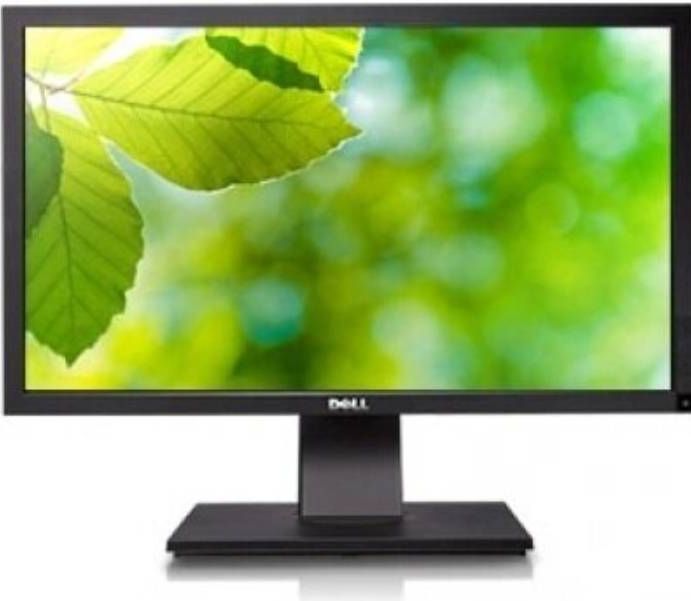 Acer TravelMate P645-SG - Intel Core i7-5e Generatie - 14 inch - 8GB RAM - 256GB SSD - Windows 11 Home + 2x 24 inch Monitor Zichtbaar gebruikt