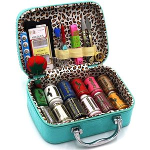 Naaiset met naai-accessoires,