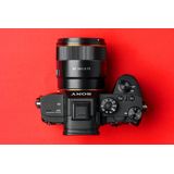 Samyang AF 35mm F1,8 FE für Sony E-Mount Vollformat & APS-C, ultra leichtes Weitwinkelobjektiv mit 63,6° Bildwinkel & schnellem Autofokus, Festbrennweite für Sony Alpha A7 III A7C A7C II A7C R