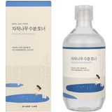 Round Lab - Berkensap Hydraterende Toner - 300 ml - Gezichtsverzorging