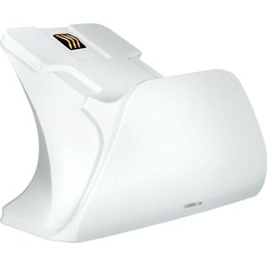 Razer Universelle Schnellladestation - Schnellladegerät für Xbox-Controller (Universelle Kompatibilität, Magnetkontaktsystem, Passend zu jedem Xbox-Controller) Robot White