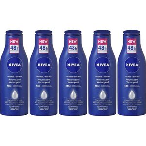 Nivea - Verzorgende Bodymilk - 5x 400 ml - Met Amandelolie