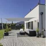 Windhager luifel ELBA | grijs rechthoekig | gecoat HDPE doek | 3,6 x 2,6 m, 135 g/m² | zonwering voor terras, balkon of zwembad | incl. bevestigingstouw | scheurvast, afwasbaar