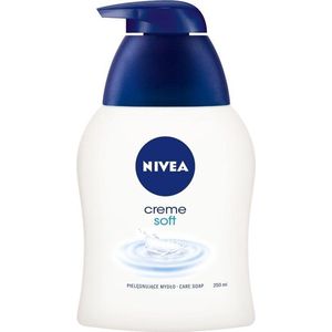 Nivea - Creme Soft - Vloeibare Zeep - 250 ml - Voor Vrouwen