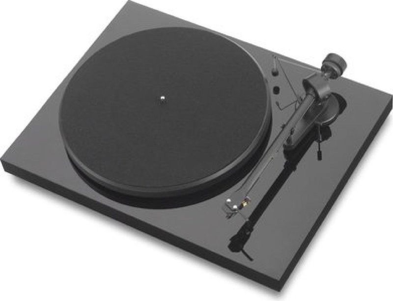 Pro-Ject Debut III DC OM5e Platenspeler - Zwart