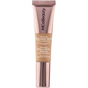 MCoBeauty - Miracle Light Nude - Foundation - Medium Dekking - Dewy Finish