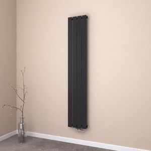EMKE Platte radiator, 1600 x 300 mm, kleine radiator met één laag, verticaal, platte radiator, paneelverwarming, middenaansluiting, zwart, 557 watt