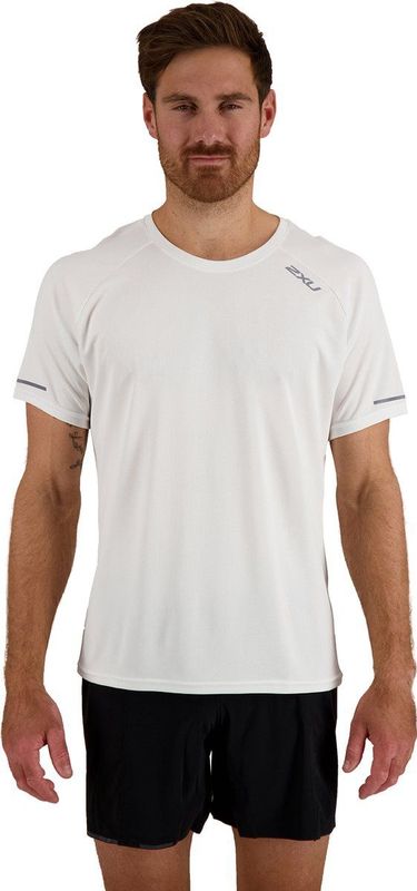 2xu - Aero T-shirt - Korte Mouwen - Blauw - 100% Gerecycled Polyester