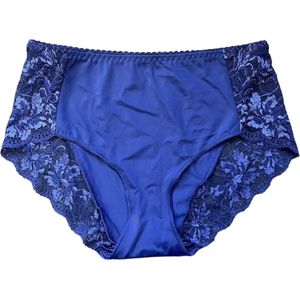 MILENKA donkerblauwe kanten slip met shaping effect 40 (valt maat kleiner)