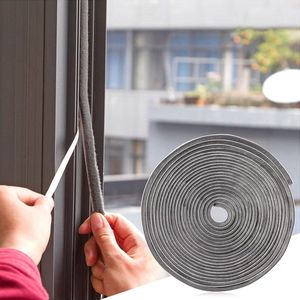 GRIJZE Borstelafdichting, deurafdichting, zelfklevend, 9 mm (B) x 9 mm (D) x2.5 m (L), deurafdichting, insectenbescherming, afdichtingsborstel voor deur, ramen, kledingkast, tochtstopper voor deuren - 9x5m