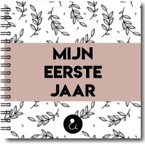 Studio Ins & Outs Babyboek 'Mijn eerste jaar' - Sand