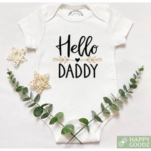 Vaderdag cadeau Baby Romper Hello Daddy hartje, Baby geboren in 2024 2025, Zwangerschapsaankondiging / bekendmaking, Zwanger, 100% katoen, kraam cadeau, rompertje met tekst, aanstaande mama en papa, vaderdag| maat 50