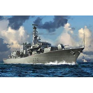 Trumpeter 006719 1/700 HMS Kent modelbouw