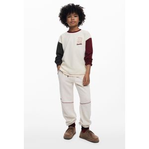 T-SHIRT MET CONTRASTERENDE MOUWEN