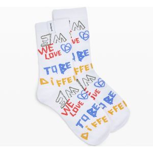 Sokken met gekleurde letters