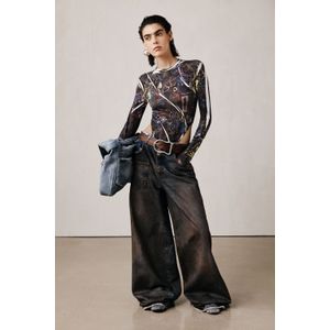 Body met scheuren studio