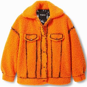 Arty jack van schapenvacht