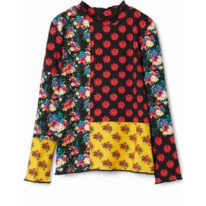 T-shirt met bloemenpatch