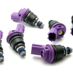 DeatschWerks 96-99 Nissan I30 VQ30 / RB25DET / Maxima VQ30de / 300zx 740cc Side Feed Injectors - 01J-00-0740-6