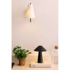 Driepoot houten vloerlamp Mya met witte kap