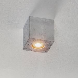 SOLLUX LIGHTING Plafondlamp Ara als betonnen kubus 10cm x 10cm