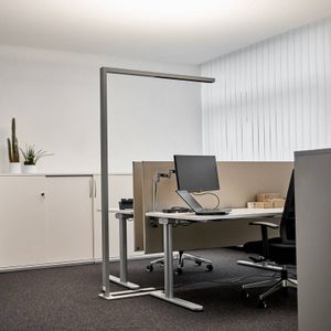 Vloerlamp Jolinda Arcchio, dimbaar, alu / grijs / zink, Werkkamer / Kantoor, Aluminium, Modern