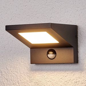 Lucande LED-buitenwandlamp Levvon met kunststofdiffusor