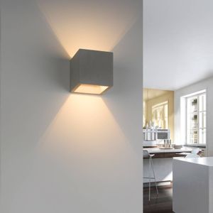 Paul Neuhaus Eton wandlamp van beton, hoekig