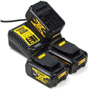 Startset: 3x DeWalt DCB182 XR Li-ion accu's + lader (18 V, 4.0 Ah, origineel)