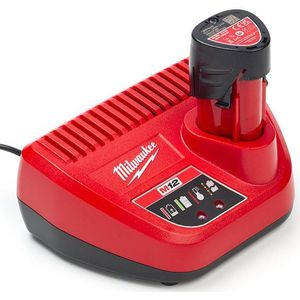NRG Pack: Milwaukee M12 B2 / 4932430064 accu + lader (12 V, 2.0 Ah, origineel)
