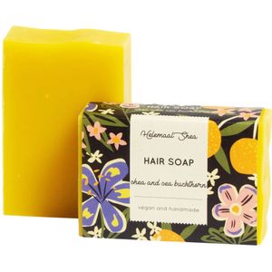 Shea & Duindoorn Haarzeep 100 gram HelemaalShea | Shea and sea buckthorn Shampoo bar Helemaal Shea HelemaalShea