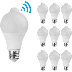 Set van 10 E27 LED lampen - Frosted - 6 Watt - Niet dimbaar - 3000K Warm wit - 450 Lumen met 25.000 branduren - Incl. Bewegings- en  schemersensor