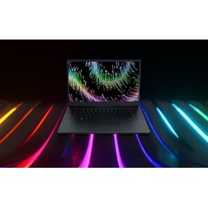 Razer Blade 15 (15.60"", Intel Core i7-13800H, 16 GB, 1000 GB, NL), Notebook, Zwart