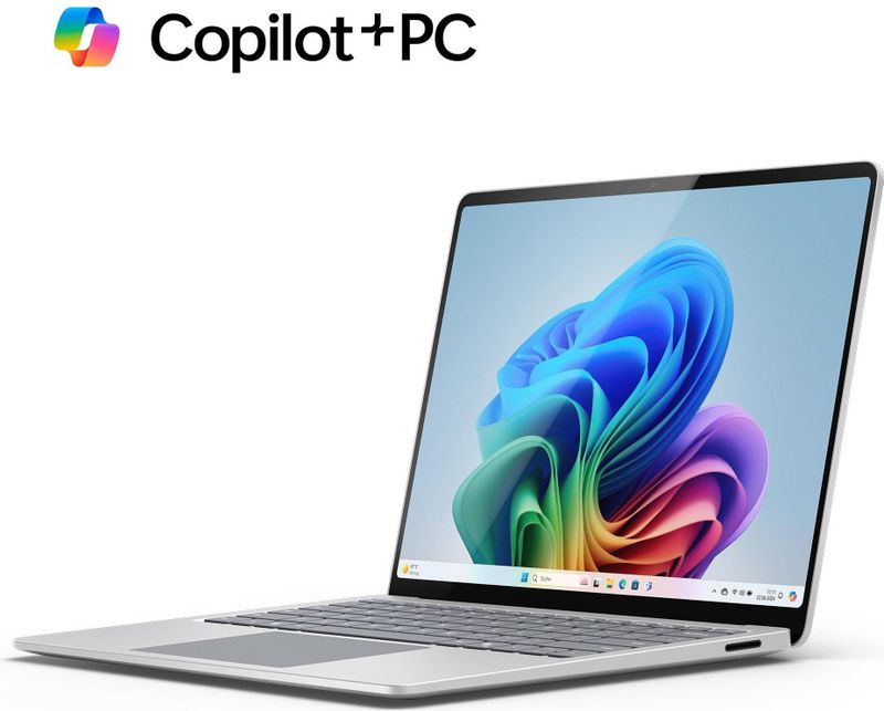 Microsoft Surface Laptop 7e - Notebook - Zilver - 15 inch - Intel Core Ultra 5 - 32 GB RAM - 256 GB SSD