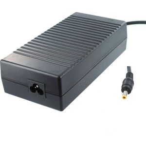 CoreParts Voedingsadapter (135 W), Voeding voor notebooks, Zwart