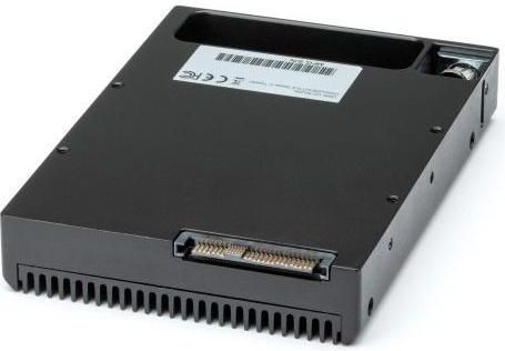 OWC 4TB U2 Shuttle vervoert tot vier NVMe M.2 SSD naar U.2 Carrier Shuttle