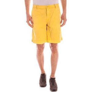 GANT YELLOW MEN'S BERMUDA PANTS Color Yellow Size 31
