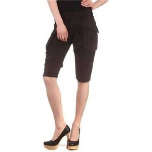 ZUELEMENTS BLACK WOMEN'S BERMUDA PANTS Color Black Size 27